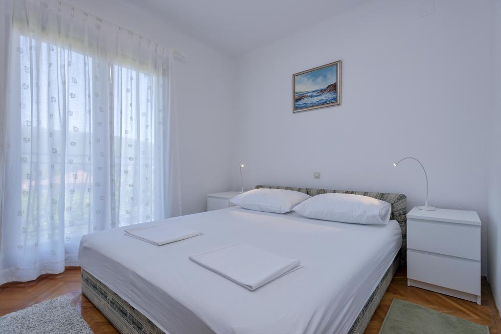 Mi Apartment Stari Grad  Zewnętrze zdjęcie