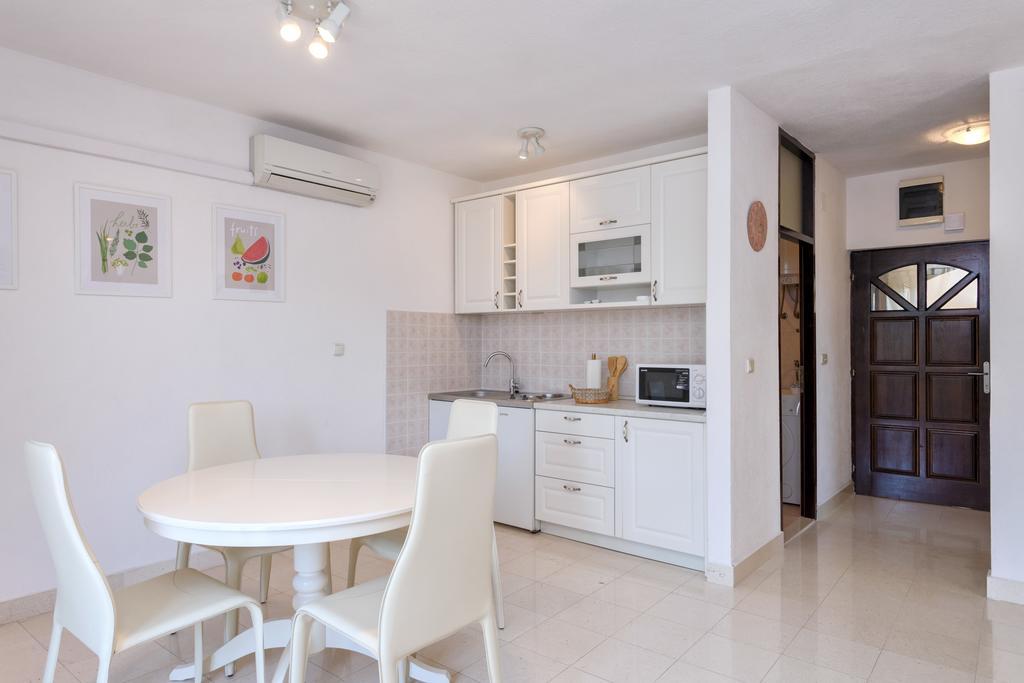 Mi Apartment Stari Grad  Zewnętrze zdjęcie