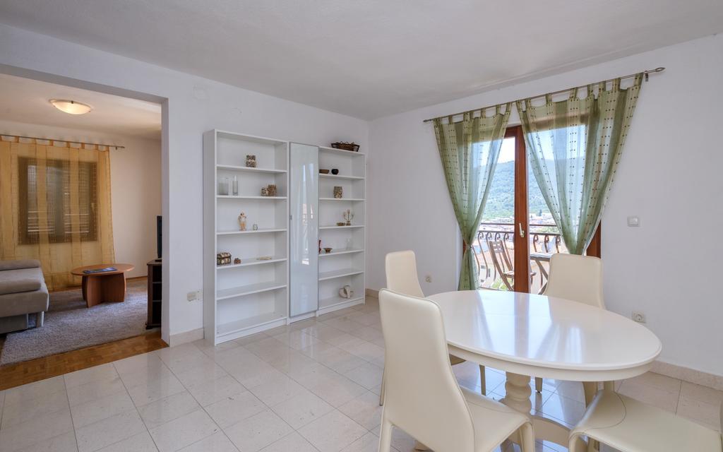 Mi Apartment Stari Grad  Zewnętrze zdjęcie