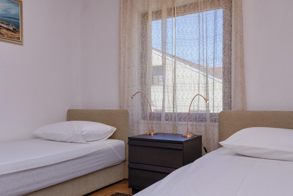 Mi Apartment Stari Grad  Zewnętrze zdjęcie