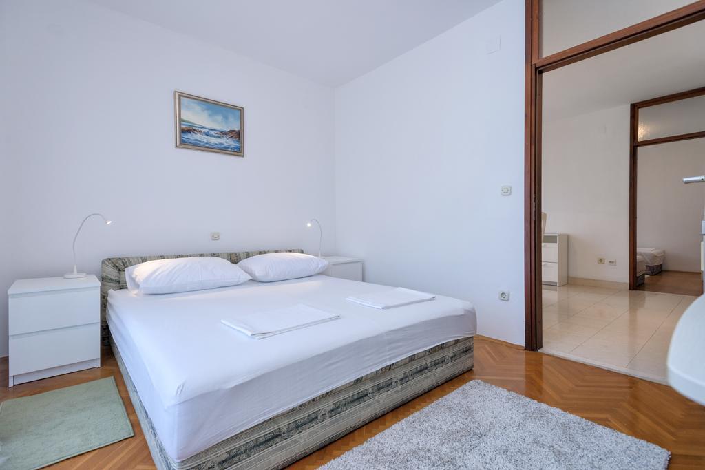 Mi Apartment Stari Grad  Zewnętrze zdjęcie
